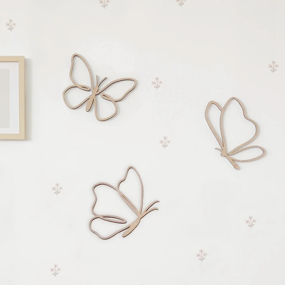 Baby Nursery Products - Panneau en bois avec papillons, Décoration