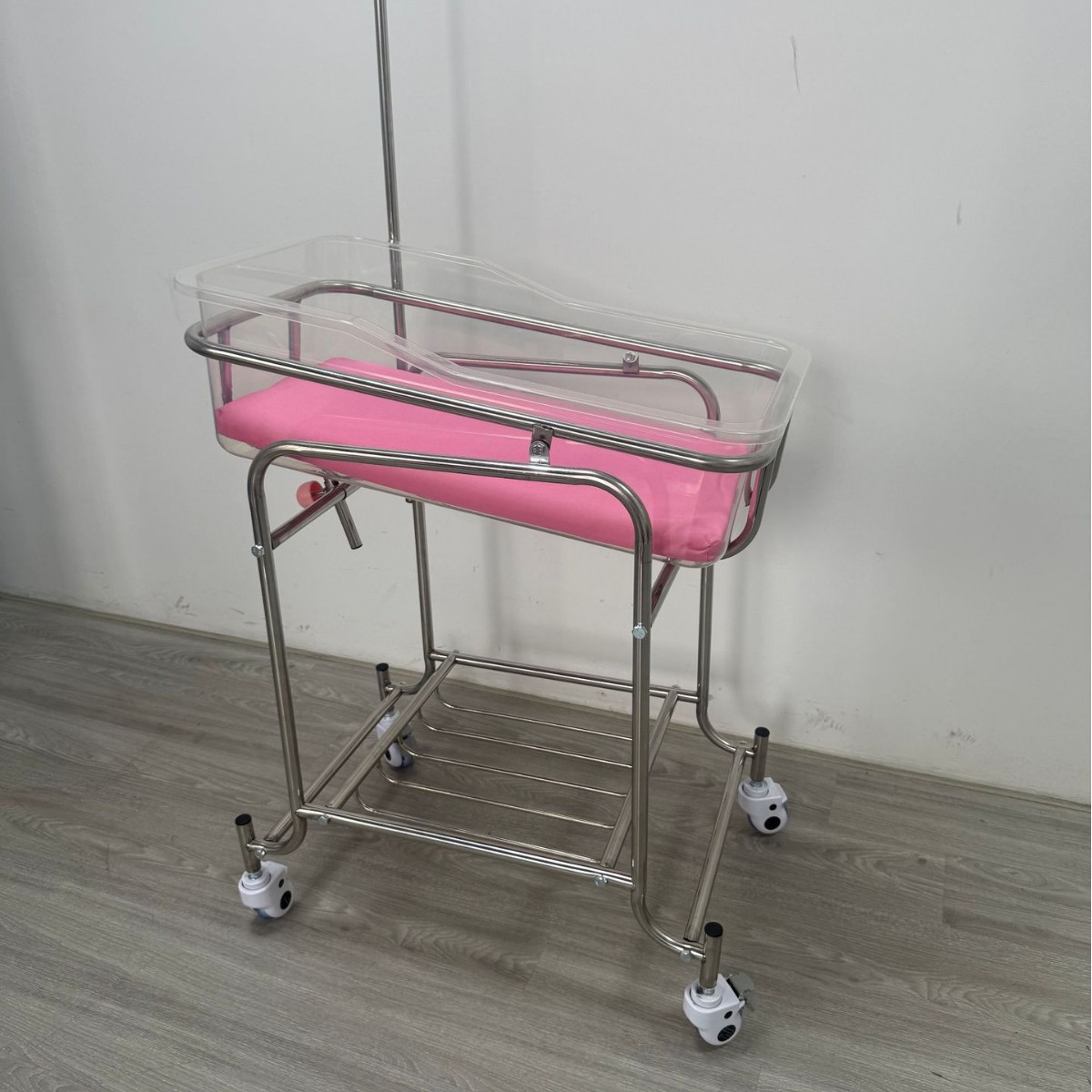 Chariot de bébé en acier inoxy - Baby Nursery Trolley avis et prix